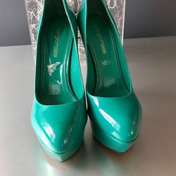 Sergio Rossi turquoise patent leather pumps - Picture 5 of 7